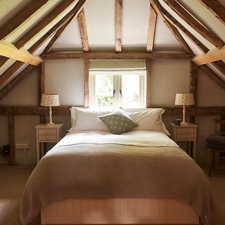 Stride'S Barn Villa Whiteparish Bagian luar foto