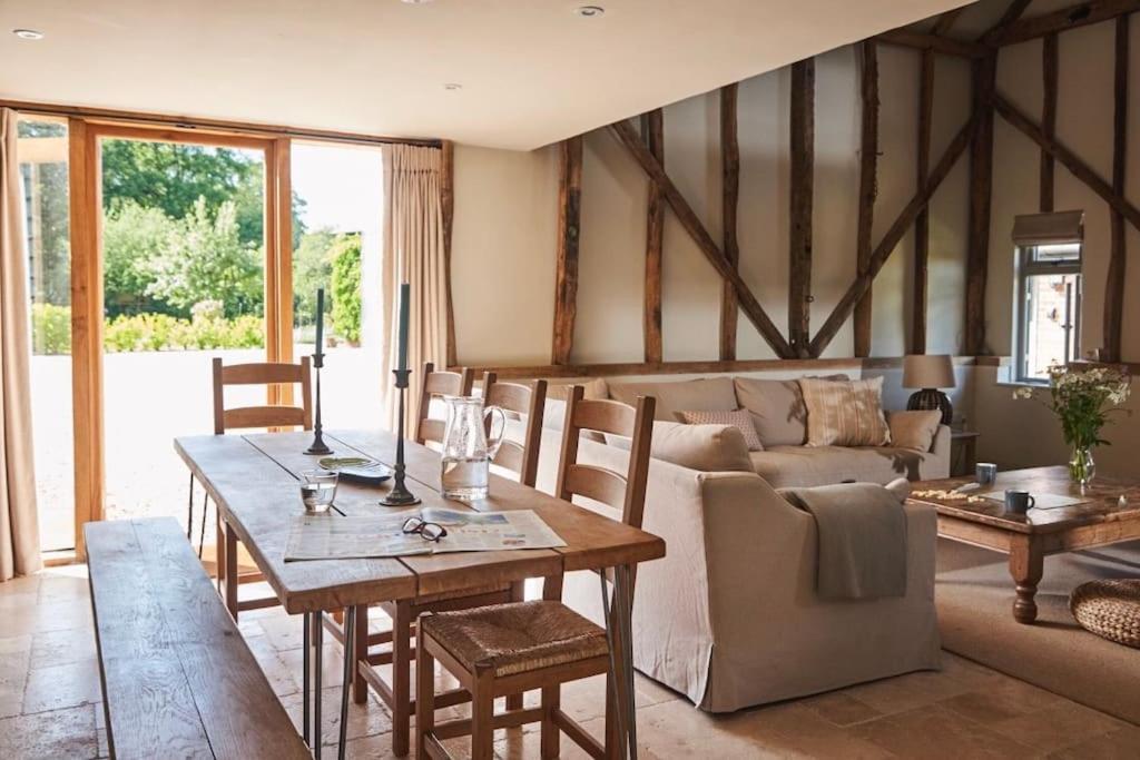 Stride'S Barn Villa Whiteparish Bagian luar foto